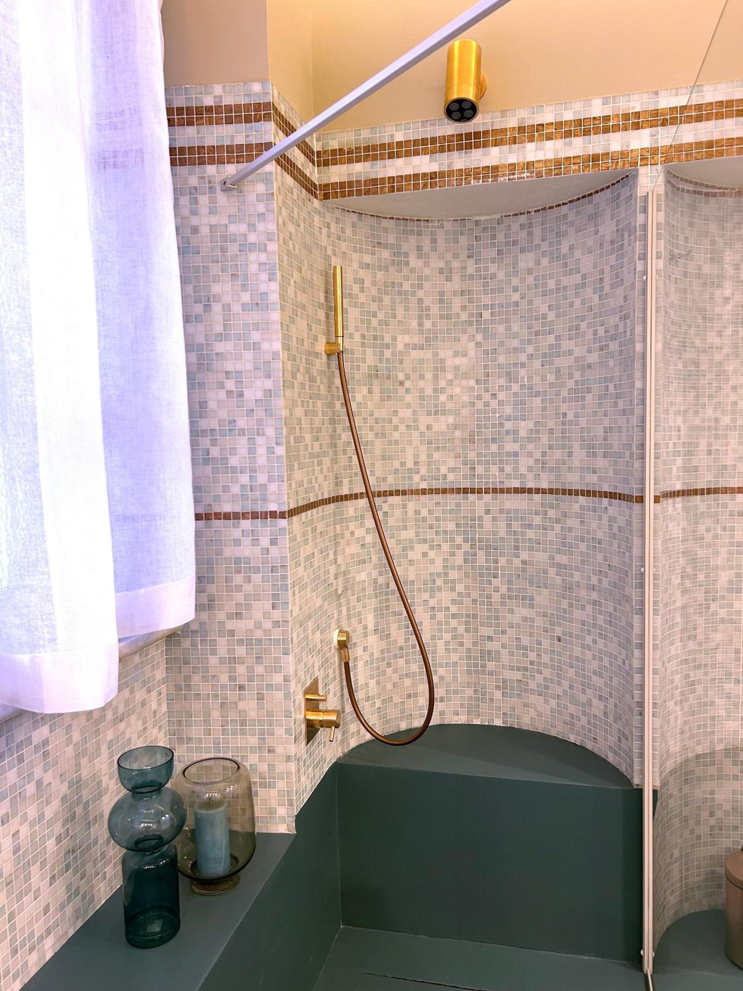 Alma Bed & Breakfast Алба Екстериор снимка